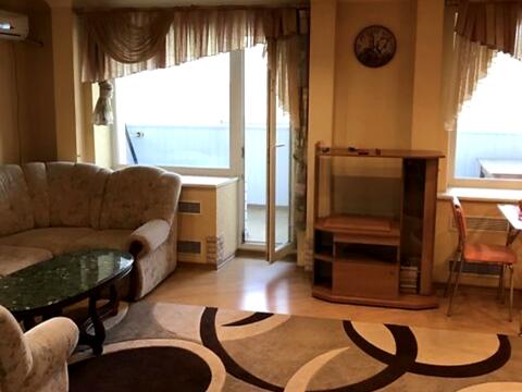 квартира за адресою Любарського пров. (Білостоцького), 16