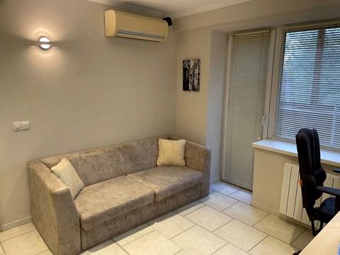 квартира за адресою Дорогожицька вул., 18