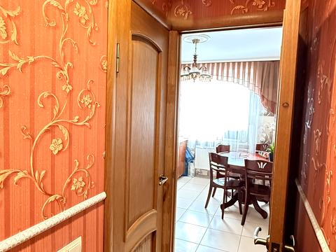 квартира по адресу Олени Теліги ул., 3