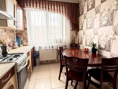 квартира по адресу Олени Теліги ул., 3