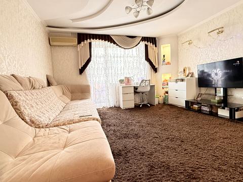 квартира по адресу Олени Теліги ул., 3