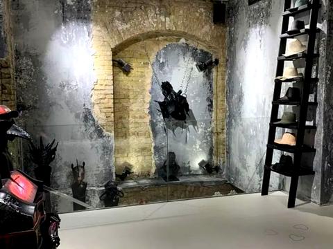 коммерческая по адресу Большая Васильковская ул. (Красноармейская), 33