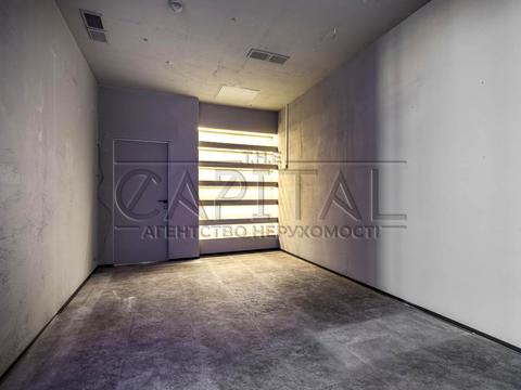 комерційна за адресою Басейна вул., 2