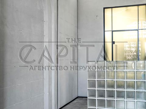 комерційна за адресою Басейна вул., 2