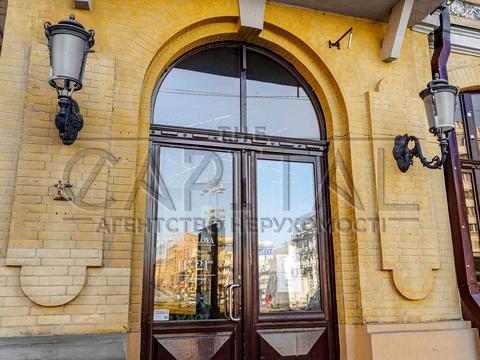 комерційна за адресою Басейна вул., 2