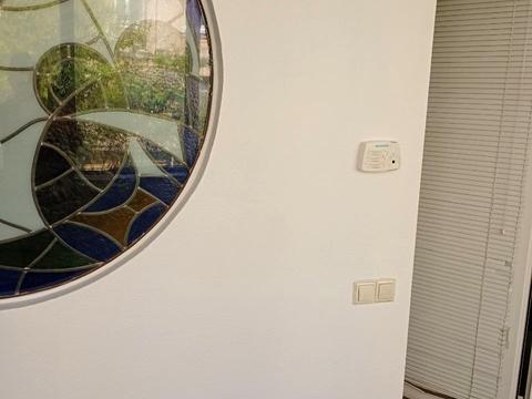 комерційна за адресою Володимирська вул., 71