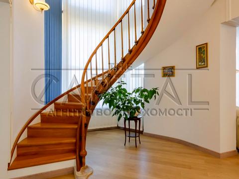 комерційна за адресою Пирятинська вул., (Будинок)