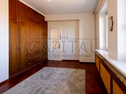 комерційна за адресою Пирятинська вул., (Будинок)