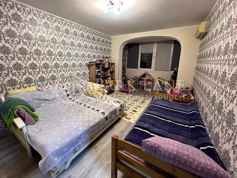 квартира за адресою Садова вул., 33