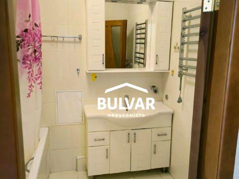 квартира по адресу Гвардейцев-Широнинцев ул., 33
