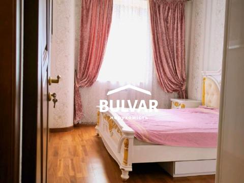 квартира по адресу Гвардейцев-Широнинцев ул., 33