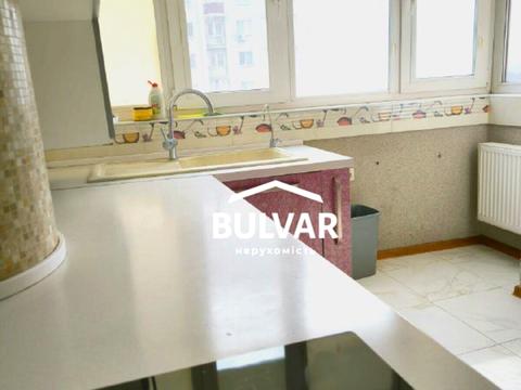 квартира по адресу Гвардейцев-Широнинцев ул., 33