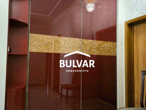 квартира по адресу Гвардейцев-Широнинцев ул., 33