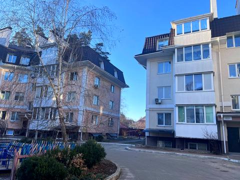 квартира за адресою Миколи Руденка вул. (Руденка), 21