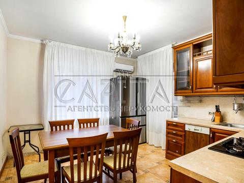 будинок за адресою молодіжна