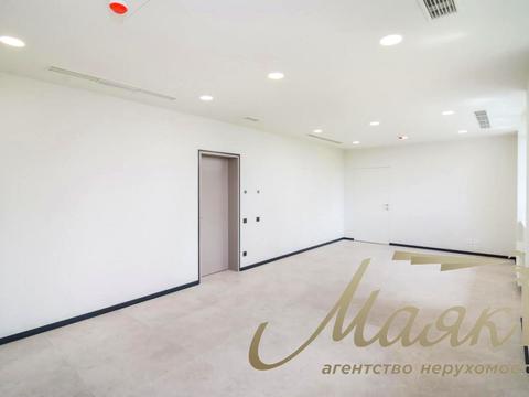коммерческая по адресу Андрея Верхогляда ул. (Михайла Драгомирова), 2-А