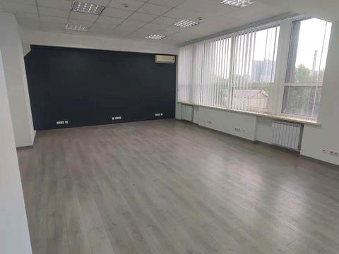 комерційна за адресою Євгена Сверстюка вул. (Марини Раскової), 11