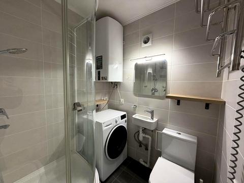 квартира за адресою Академіка Вернадського бульв., 59