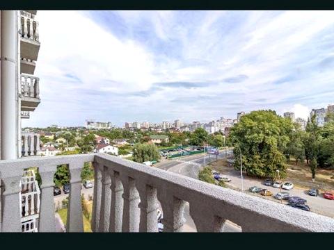 квартира за адресою Дмитра Луценка вул. (Крейсера "Аврора"), 6