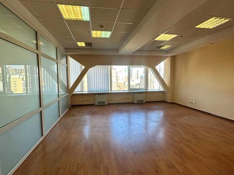 коммерческая по адресу Антоновича ул. (Горького), 170/172