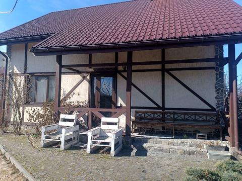 будинок за адресою Квітнева