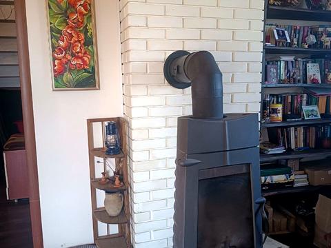 будинок за адресою Квітнева