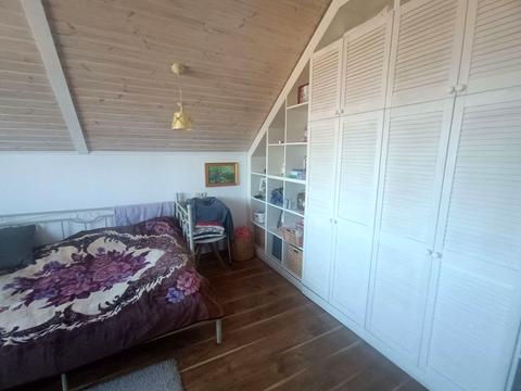 будинок за адресою Квітнева