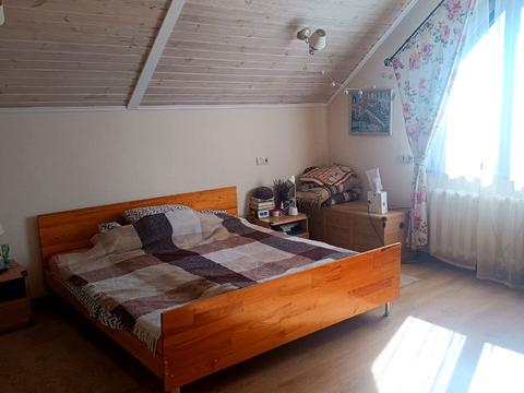 будинок за адресою Квітнева