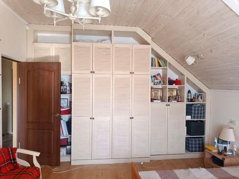 будинок за адресою Квітнева