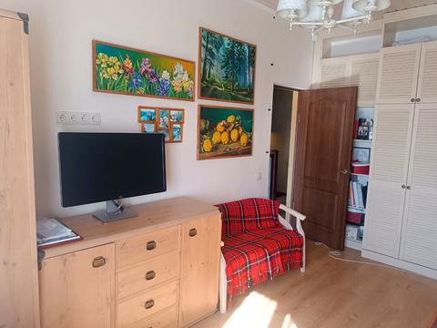 будинок за адресою Квітнева