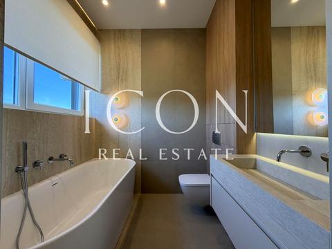 дом по адресу  ул.