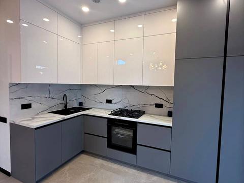 дом по адресу Михаила Булгакова ул.