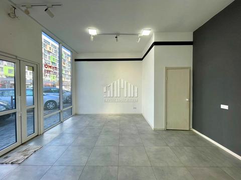 коммерческая по адресу Відродження ул., 2