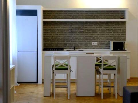 квартира за адресою Білоруська вул., 30