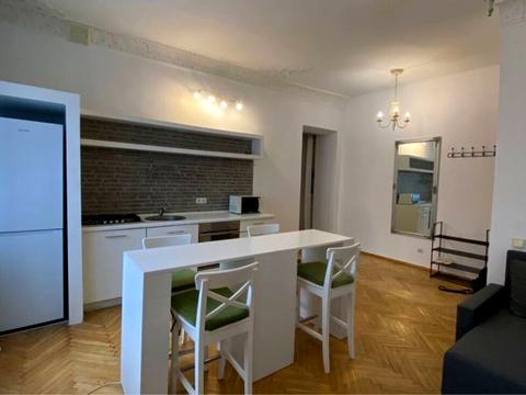 квартира за адресою Білоруська вул., 30