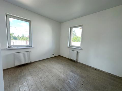 будинок за адресою Буча, Богдана Ступки