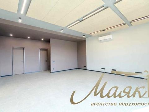 комерційна за адресою Антоновича вул. (Горького), 109