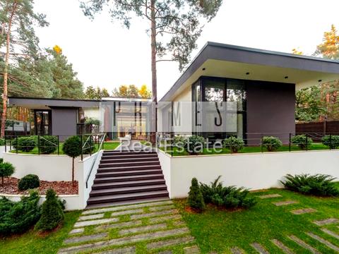 будинок за адресою Центральна вул.