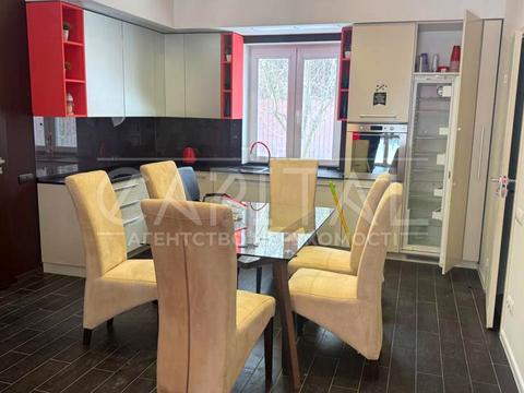 будинок за адресою Русанівські Сади