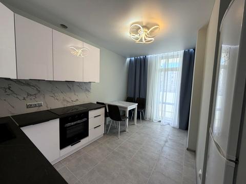 квартира за адресою Набережна вул., 8д