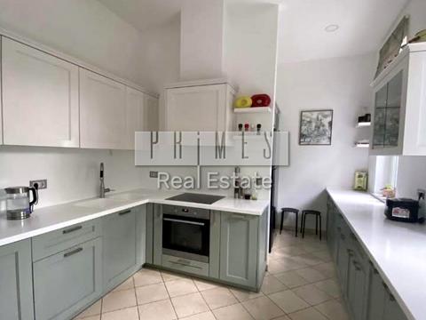 будинок за адресою Київ, Центральна