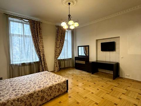 квартира по адресу Зеленая ул., 20