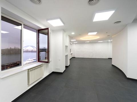 комерційна за адресою Київ, Верхній Вал вул., 72