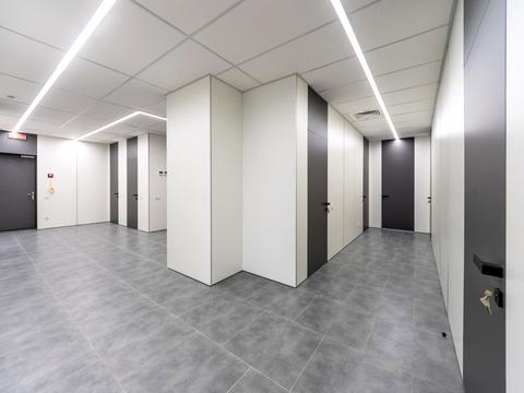 комерційна за адресою Київ, Верхній Вал вул., 72