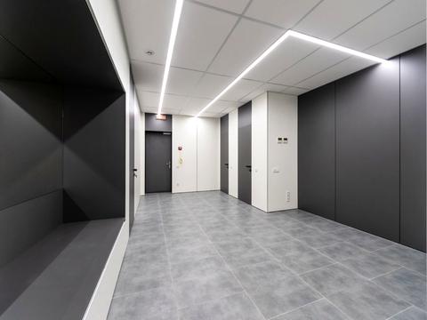 комерційна за адресою Київ, Верхній Вал вул., 72