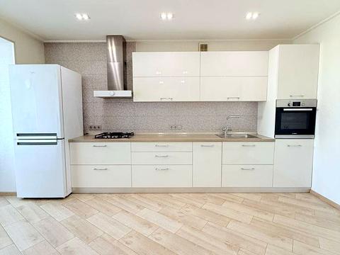 квартира за адресою Набережна Перемоги вул., 62