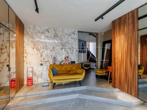 дом по адресу 53-тя А Садова ул.