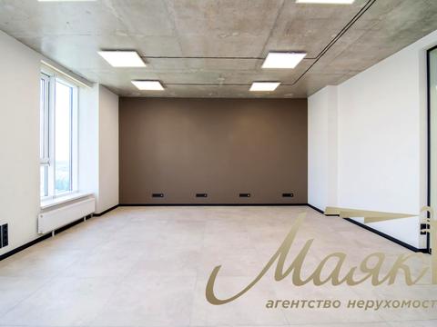 комерційна за адресою Джона Маккейна вул. (Івана Кудрі), 26