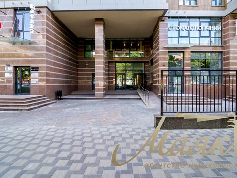 комерційна за адресою Джона Маккейна вул. (Івана Кудрі), 26