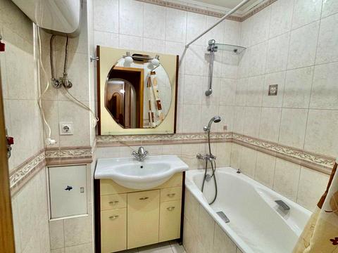 квартира за адресою Тростянецька, 49